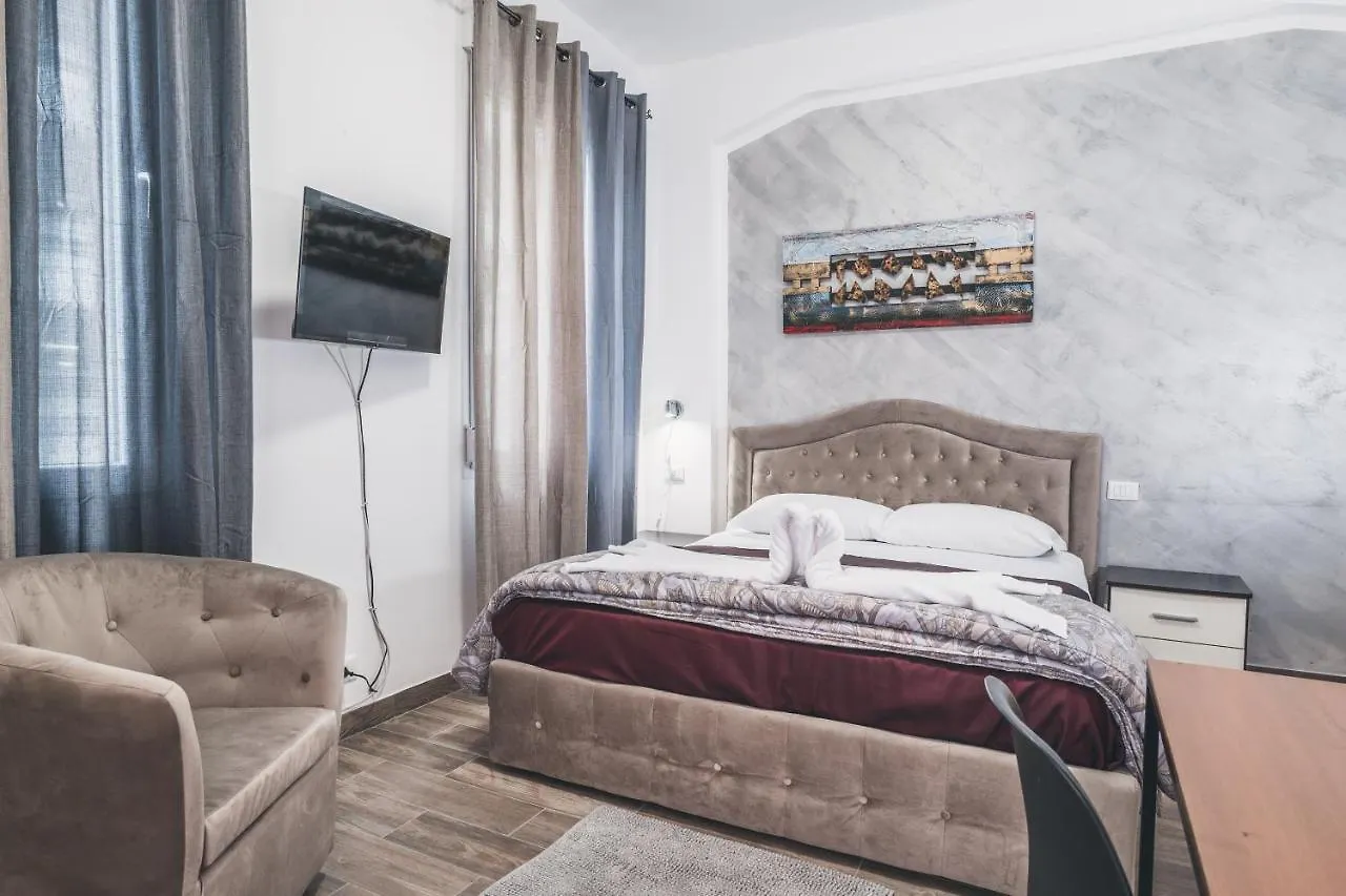 Bed and breakfast Bulldog Station Apartments With Private Wc, Ac, Tv Mestre Italia