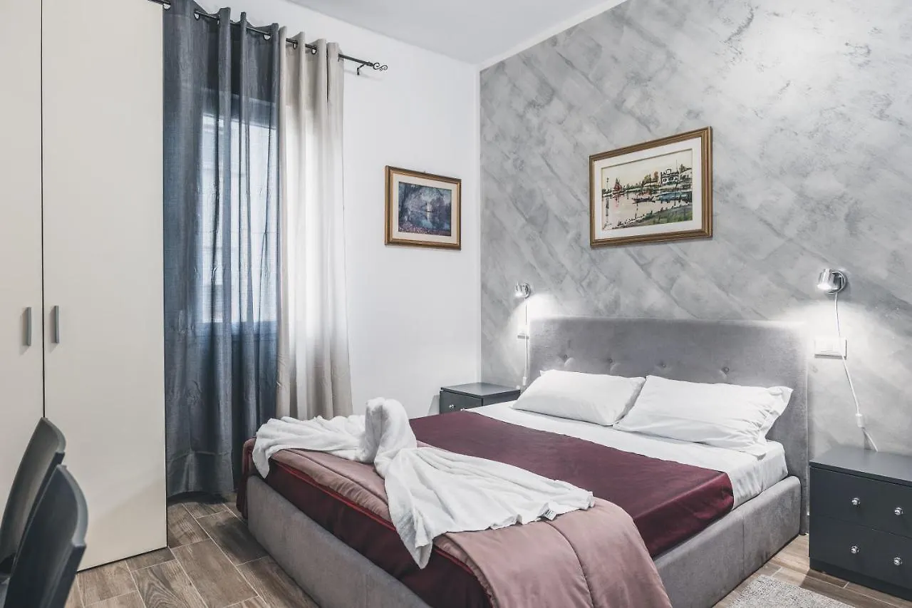 Bulldog Station Apartments With Private Wc, Ac, Tv Mestre