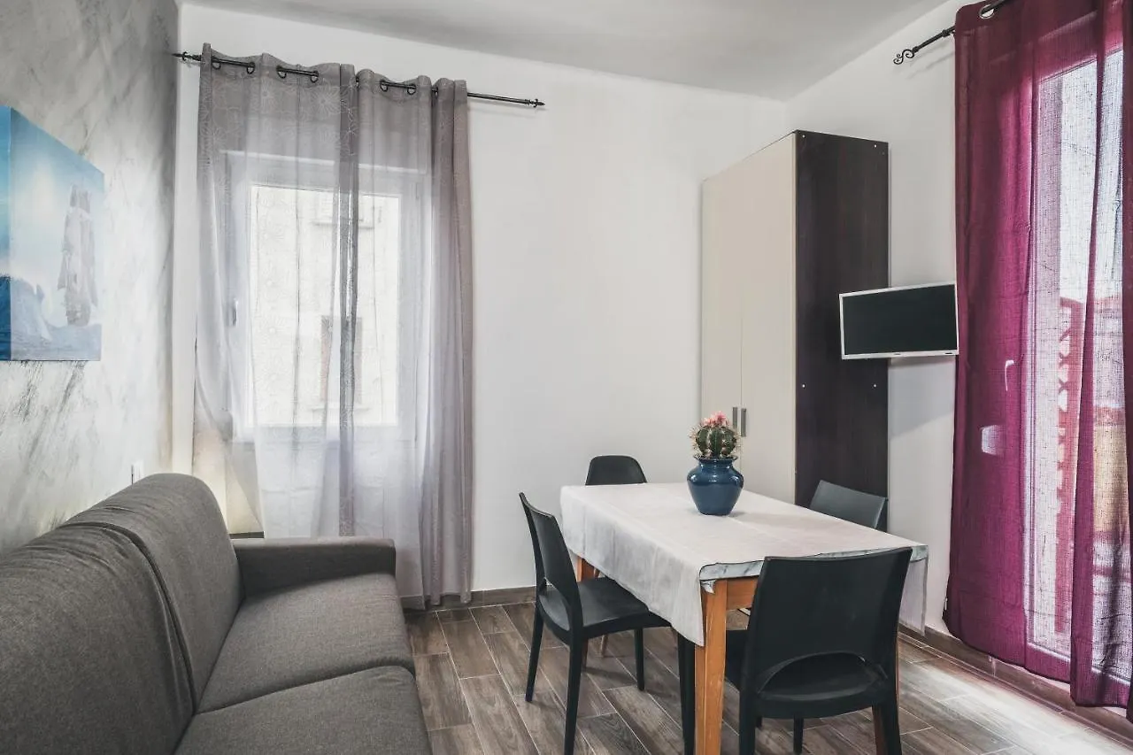 Bed and breakfast Bulldog Station Apartments With Private Wc, Ac, Tv Mestre